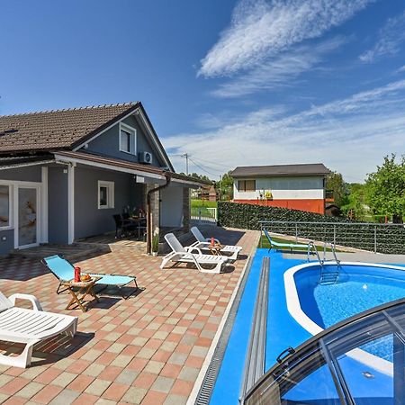 Cvetkova Hiza Sa Jacuzzijem Villa Tuheljske Toplice Kültér fotó