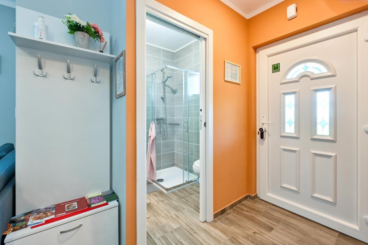 Cvetkova Hiza Sa Jacuzzijem Villa Tuheljske Toplice Kültér fotó
