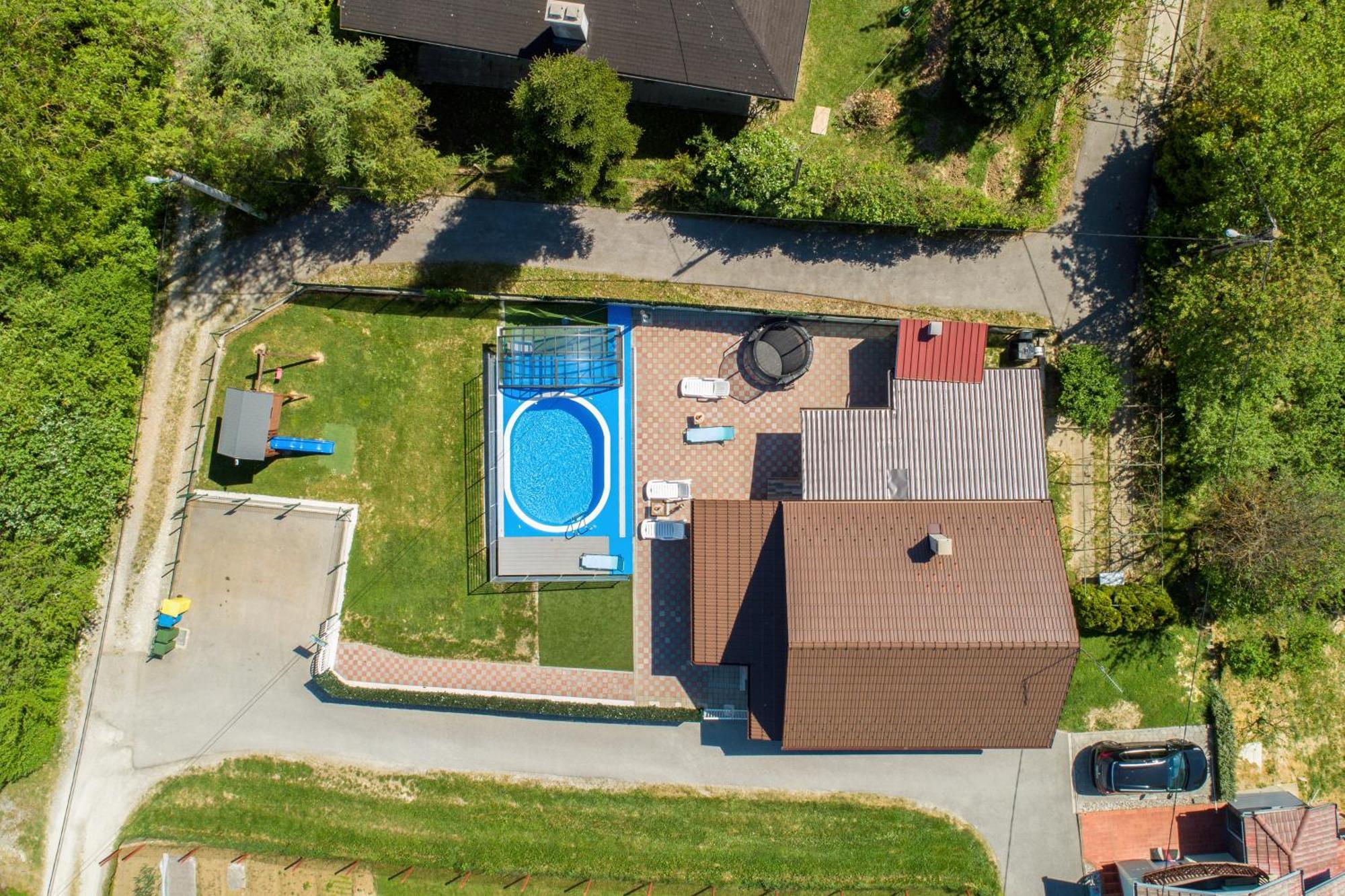 Cvetkova Hiza Sa Jacuzzijem Villa Tuheljske Toplice Kültér fotó