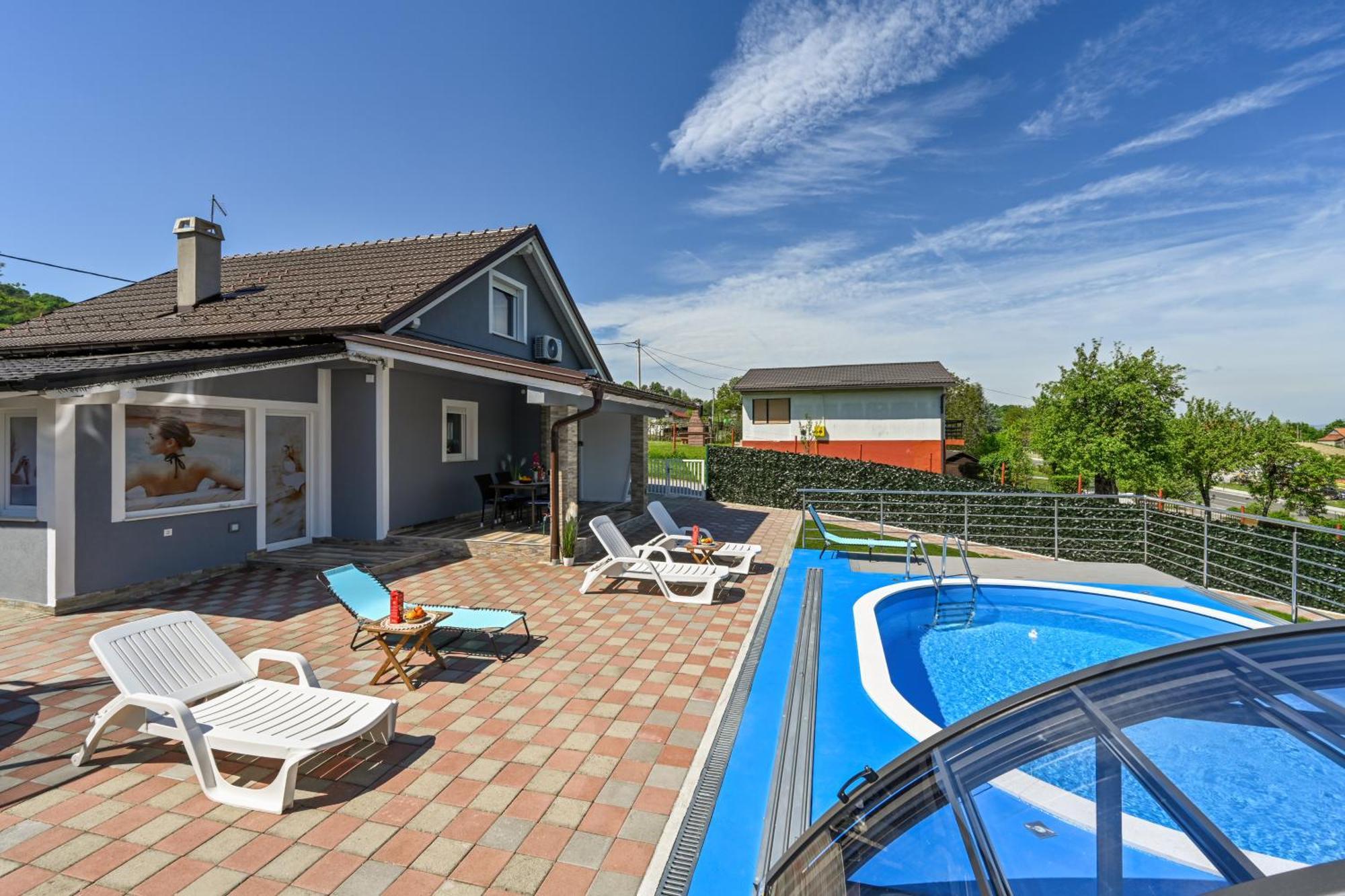 Cvetkova Hiza Sa Jacuzzijem Villa Tuheljske Toplice Kültér fotó